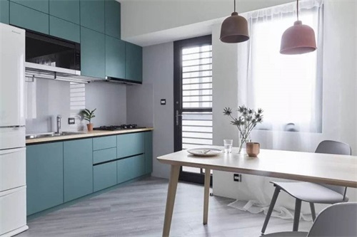 廚房裝修需不需要做高低臺和擋水條嗎？使用過后會不會很雞肋