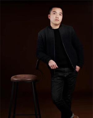 喜百年裝飾設(shè)計(jì)師敖陽(yáng)