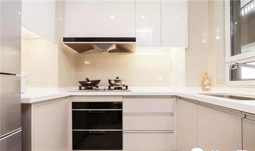 遵義裝修公司：文藝舒適，三室兩廳，暖色調(diào)配木色，這是最好的生活方式。